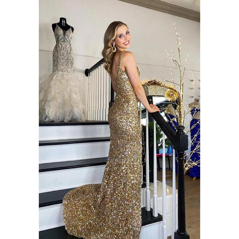 Vestido de fiesta sin mangas con abertura y lentejuelas y tirantes finos