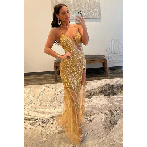 Robe de bal longue fourreau à paillettes et perles, décolleté en V et fente