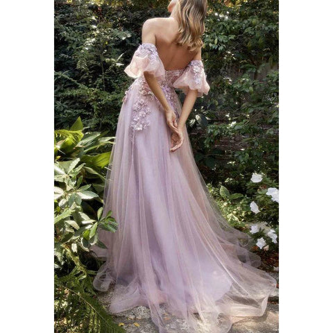 Robe de soirée longue trapèze en tulle transparent avec appliques et bretelles en cœur