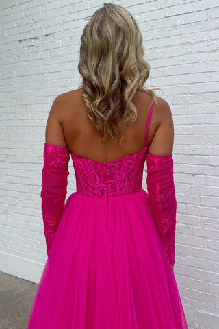 Vestido de fiesta de corte A, asimétrico, de tul y encaje, con un solo hombro y abertura.