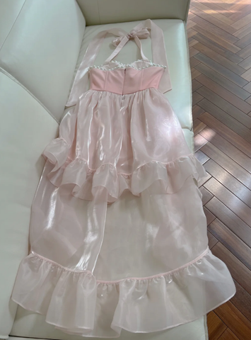 Vestido sencillo de fiesta rosa con escote halter, tul, perlas, cuentas y volantes asimétricos (Y8582)