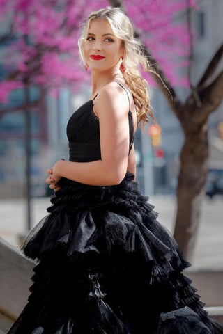 Vestido largo de fiesta de tirantes finos con corte en A