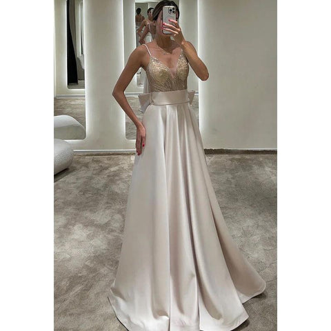 Vestido de noche largo de satén con lentejuelas, tirantes finos y escote en V, corte A