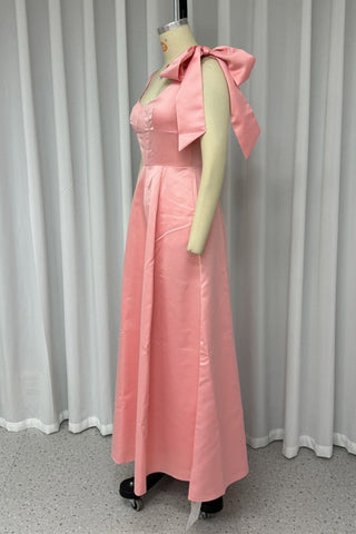 Robes de soirée sexy unies à lacets et col en U 