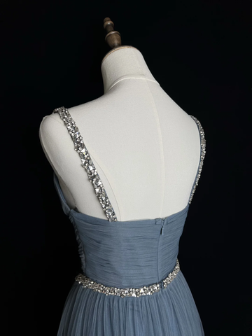 Vestido de noche sencillo azul de tul con cuentas, corte en A, tirantes finos, escote en V, estilo baile de graduación Y8649