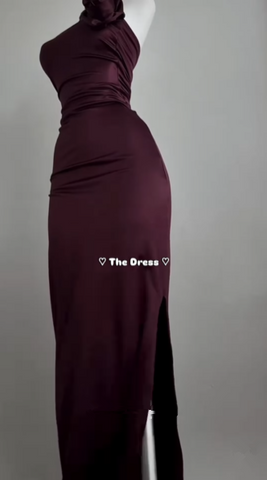 Vestido largo de fiesta burdeos sencillo, sin tirantes, corte recto, modelo Y8511