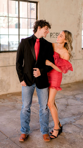 Vestido de fiesta formal con cuello rojo con volantes Y5413