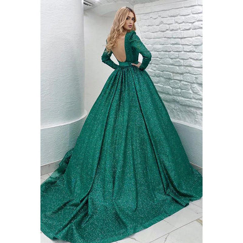 Robe de bal verte à manches longues et bijou unique, pailletée