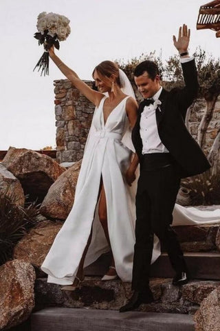 A-Line Stain V-Neck Split Front Sleeveless Wedding Dresses with Ruffles