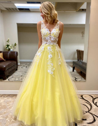 A -Line Floor Length Prom Evening Dress With Appliques