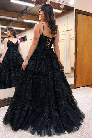 Vestido largo de fiesta de corte A con tirantes finos, escote en V y tul escalonado