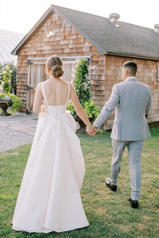 Robe de mariée simple, coupe trapèze, col carré, style modeste WD745