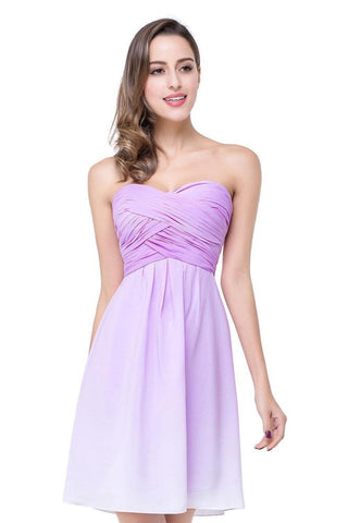 Robe de demoiselle d'honneur bustier en mousseline de soie, coupe trapèze, avec drapé