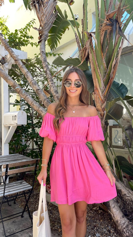 Robe de bal rose fuchsia trapèze à manches bouffantes, modèle Y2758