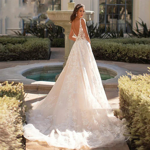 Beautiful Romantic A-line V-neck Sleeveless Sexy Backless Wedding Dresses New For Women Grace Flowers Gorgeous Bridal Gowns