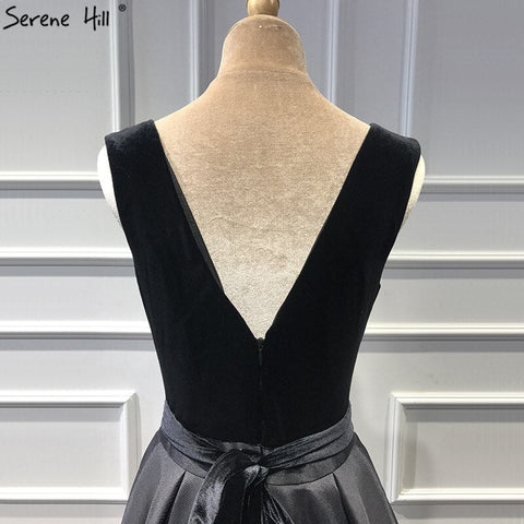 On Sale No Return No Refund  Sale Black Velour Sleeveless A-Line Sexy Evening Dresses 2025 Real Photo Deep-V Simple Formal Dress LA60951