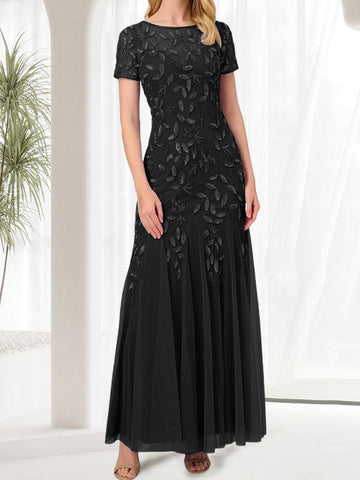 Vestido largo azul de sirena con cuello redondo para la madre de la novia con pedrería