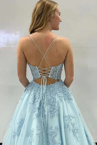 Vestidos de graduación largos hasta el suelo con tirantes finos, corte en A y apliques