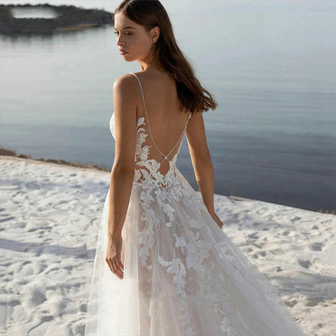 Bohemian Wedding Dresses Women's Sexy Backless Lace Applique Sleeveless V-Neck A-Line Princess Bridal Gowns Formal Beach Party