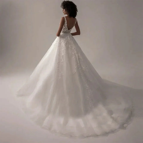 Boho Lace Appliques Wedding Dresses A Line Fuffy Tulle Ball Gowns Sleeveless V Neck Formal Bride Beach Party Vestido De Novia