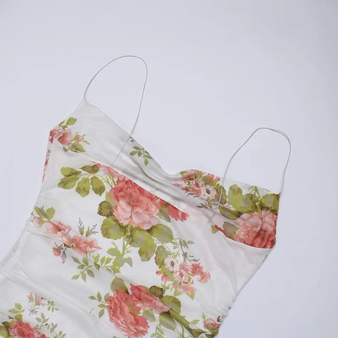 Robe courte à bretelles spaghetti et imprimé floral Y689