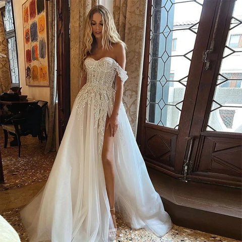 Classic Applique Wedding Dresses Sleeveless Sexy Side Slit Sweetheart Ball Gowns Fluffy Tulle Floor Length Formal Beach Party