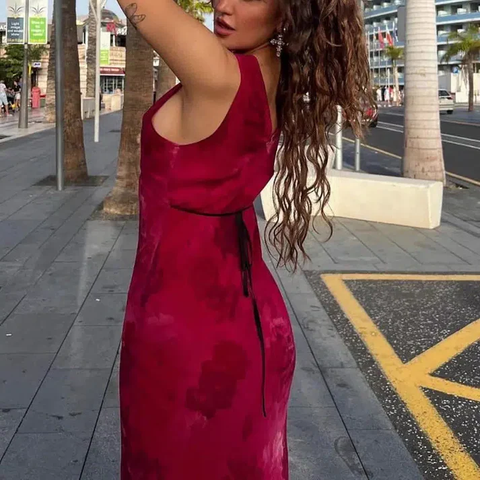 Elegante vestido de noche con estampado floral y escote en V profundo, modelo Y4548