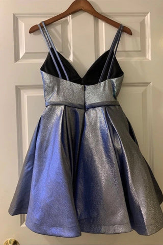 Vestidos cortos de fiesta de bienvenida con tirantes finos y corte en A