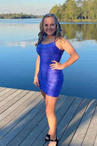 Vestidos de fiesta ajustados con tirantes finos y lentejuelas