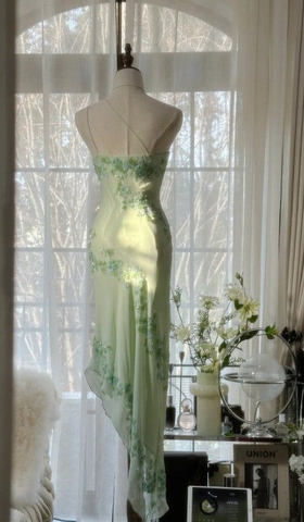 Robe de bal sirène élégante en mousseline verte asymétrique ornée de perles Y8559
