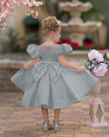 Ball-Gown/Princess Satin Knee-length Flower Girl Dress