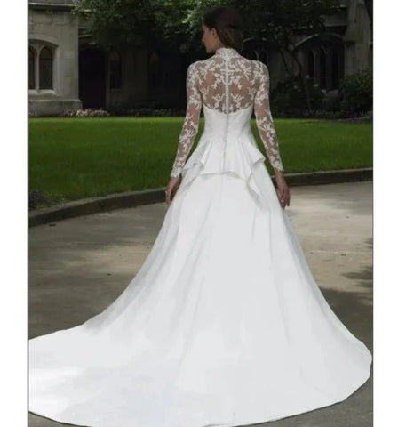 Elegant Italian white bridal dress V-neck stand-up collar lace applique long sleeve satin button Saudi Arabian trouw jurken dame