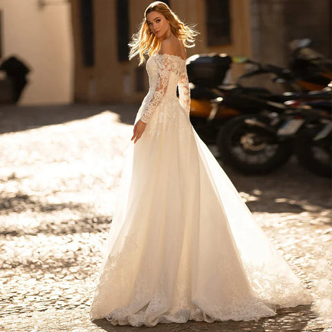 Elegant Long Sleeve Wedding Dresses Off The Shoulder Boat Neck Lace Appliques Sweep Train A-Line Bridal Gown Vestidos De Novia