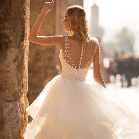 Elegant Sweetheart Wedding Dresses 2024 Applique Flowers Sleeveless Illusion Back Tiered Ball Gowns Court Train Vestido De Novia