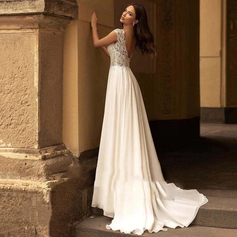 Elegant V-Neck Short Sleeve Ball Gown Mopping Wedding Dresses New Luxury Lace Appliques Court Train Princess Bridal Gown