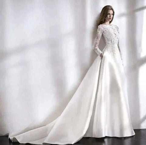 Elegant White Wedding Dress Italian Vintage Backless Applique Lace Long Sleeve Pocket Floor-Length Bridal Gown Vestidos De Novia