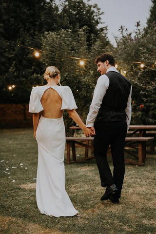 Vestido de novia modesto de satén elástico con escote en V y corte en A de hada WD757