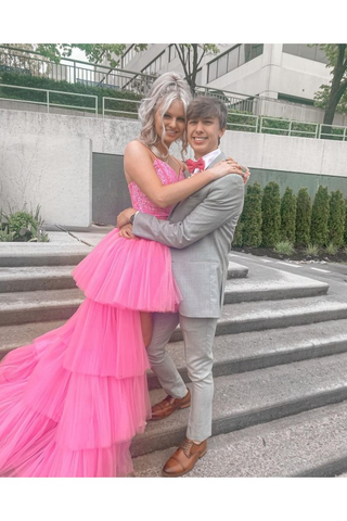 Vestido de fiesta de tul y encaje con corte asimétrico, estilo elegante, para ocasiones formales. Modelo Y59.