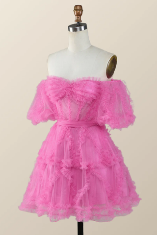 Vestido corto de fiesta de bienvenida rosa fucsia con volantes y hombros descubiertos Y2783