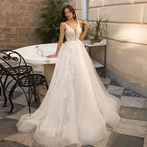 Gorgeous Deep V-neck Sleeveless Chapel Train A-Line Mopping Wedding Dresses New Luxury Sweetheart Sexy Lace Pretty Wedding Gown