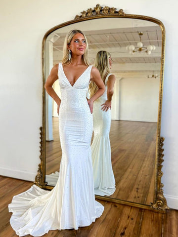 Mermaid Deep V-Neck Beaded Satin Long Prom Dress