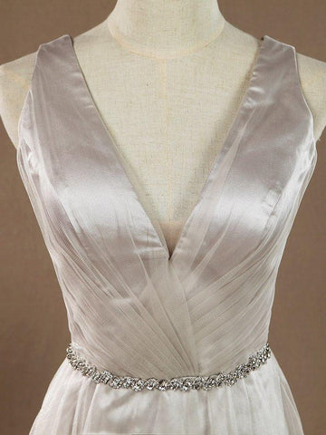Robe de demoiselle d'honneur trapèze en tulle, col en V, longueur au sol, avec ceinture 