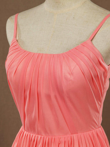 Vestido de dama de honor de gasa con escote redondo, tirantes finos y fruncido, largo hasta el suelo 