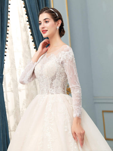 Robe de mariée longue sans manches en tulle et dentelle avec appliques 