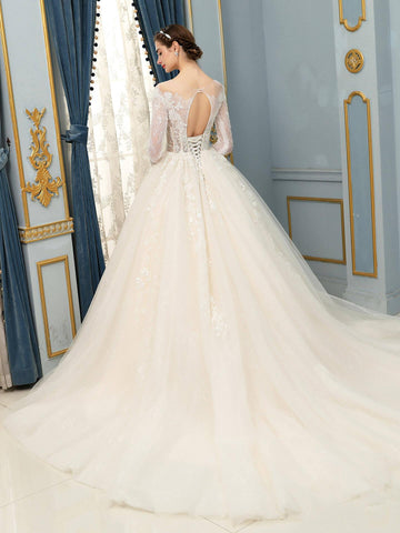 Robe de mariée longue sans manches en tulle et dentelle avec appliques 