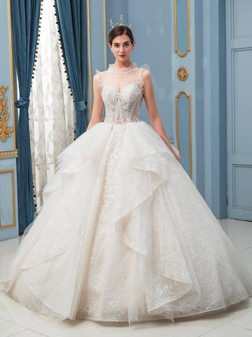 Robe de mariée de style bal, luxueuse, faite à la main, avec perles, longueur au sol, sans manches et longue traîne 