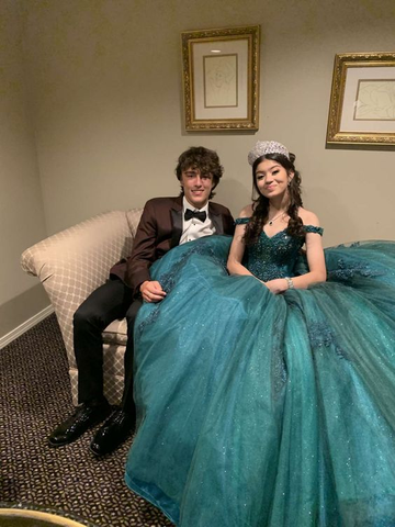Robe de bal verte à épaules dénudées pour quinceañera Y6085