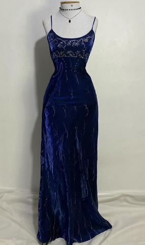Precioso vestido de noche de terciopelo azul marino con tirantes finos y cuentas, modelo Y8411