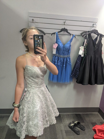 Lindo vestido de fiesta de graduación de 18 años, corte en A, de encaje plateado Y2440