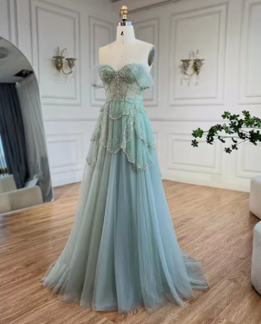 Robe de soirée vert sauge, coupe trapèze, épaules dénudées, en tulle orné de perles, Y8157